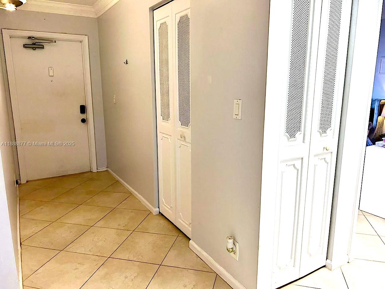 WATERS EDGE TOWERS CONDO - Residential