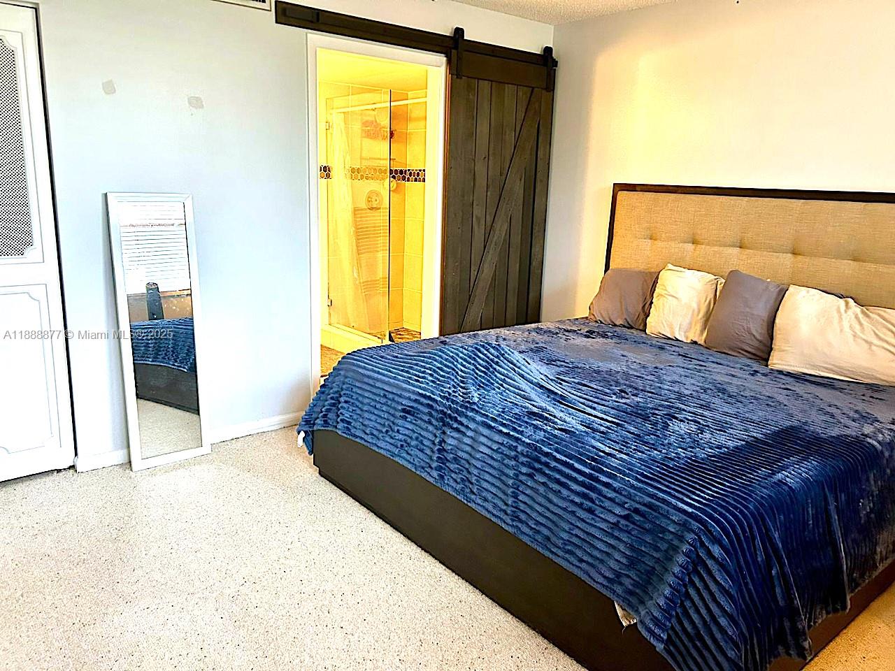 WATERS EDGE TOWERS CONDO - Residential