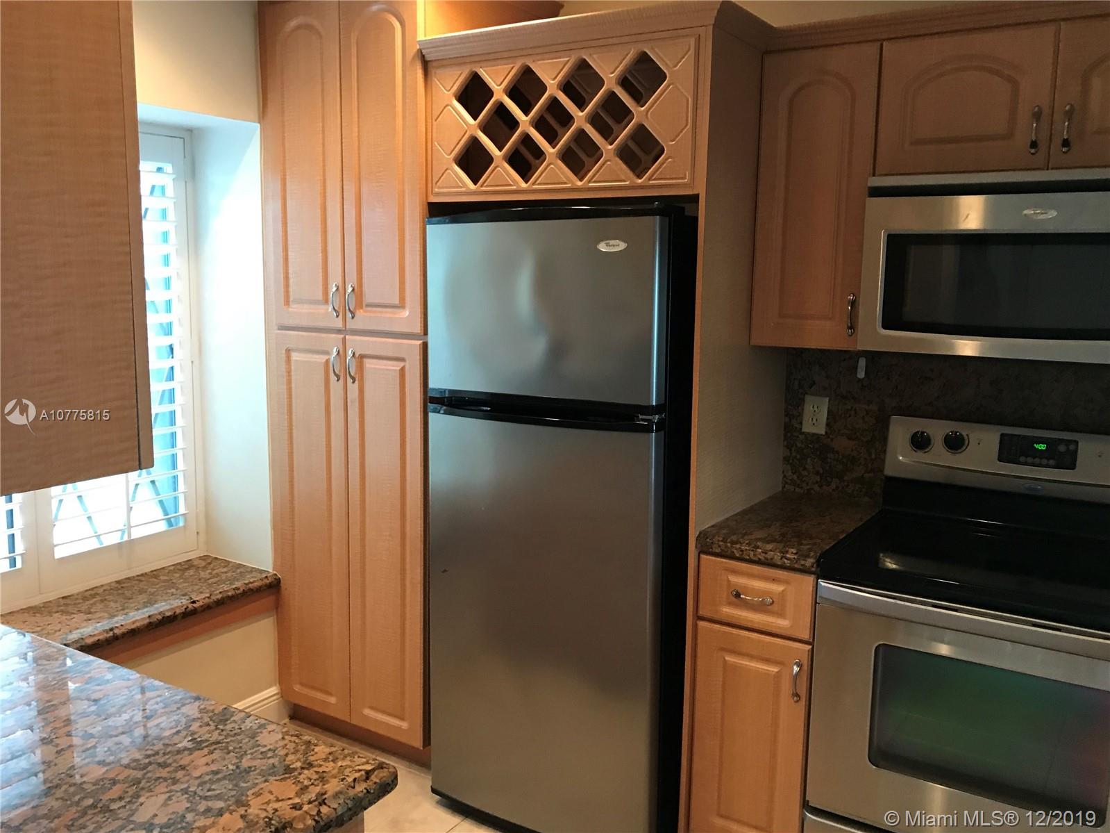 SPRINGTREE LAKES - Residential Lease