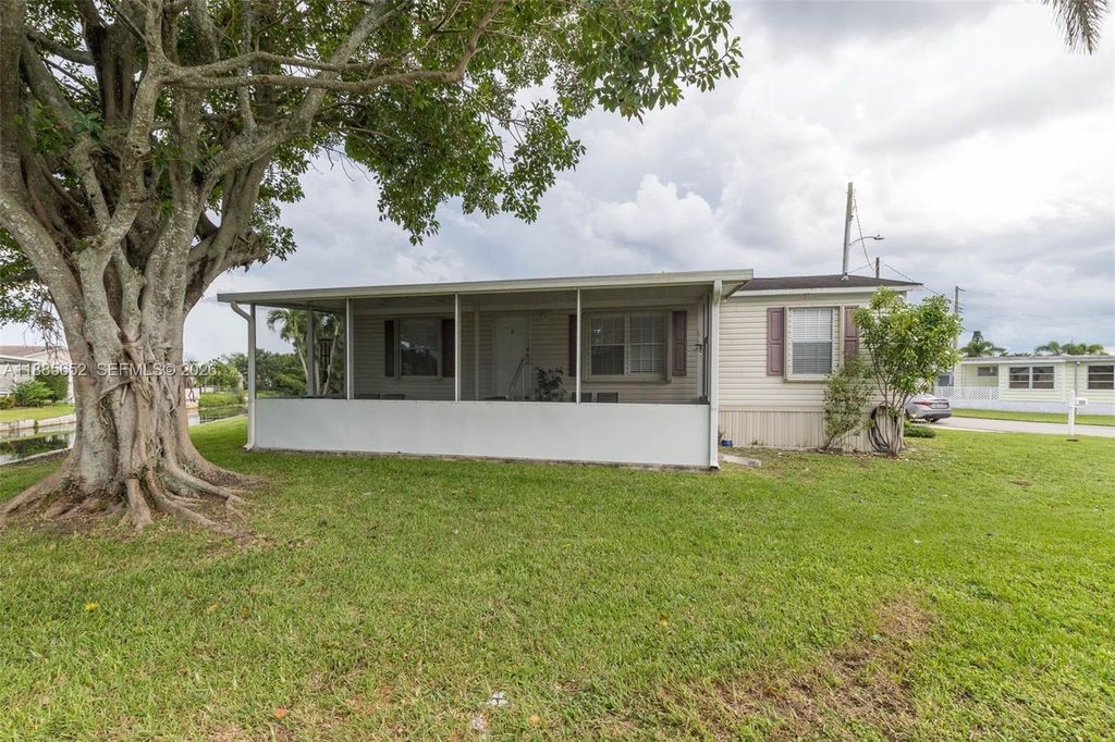 Photo of 1800 SW 85th Ave, Davie, FL 33324 (MLS # A11885652)