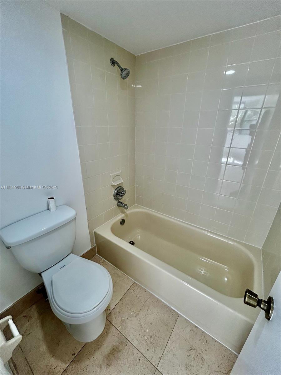PLANTATION FOREST CONDO - Residential
