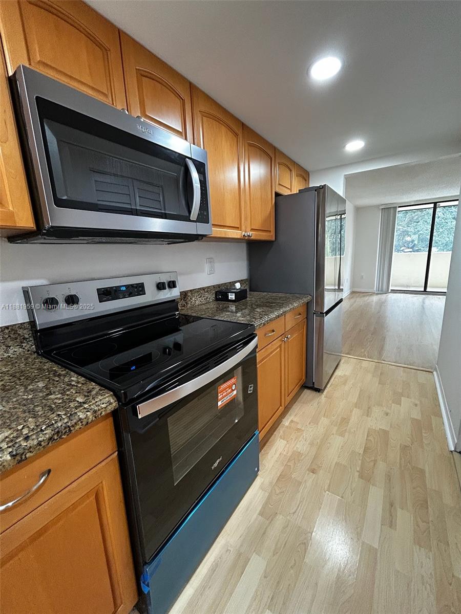 PLANTATION FOREST CONDO - Residential