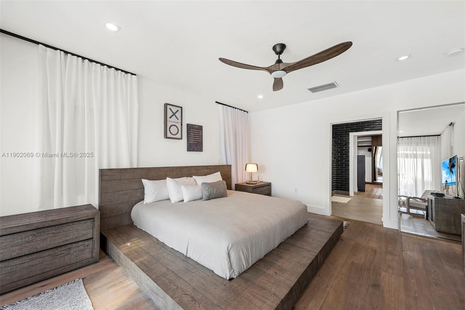 NORMANDY GOLF COURSE - Residential Lease