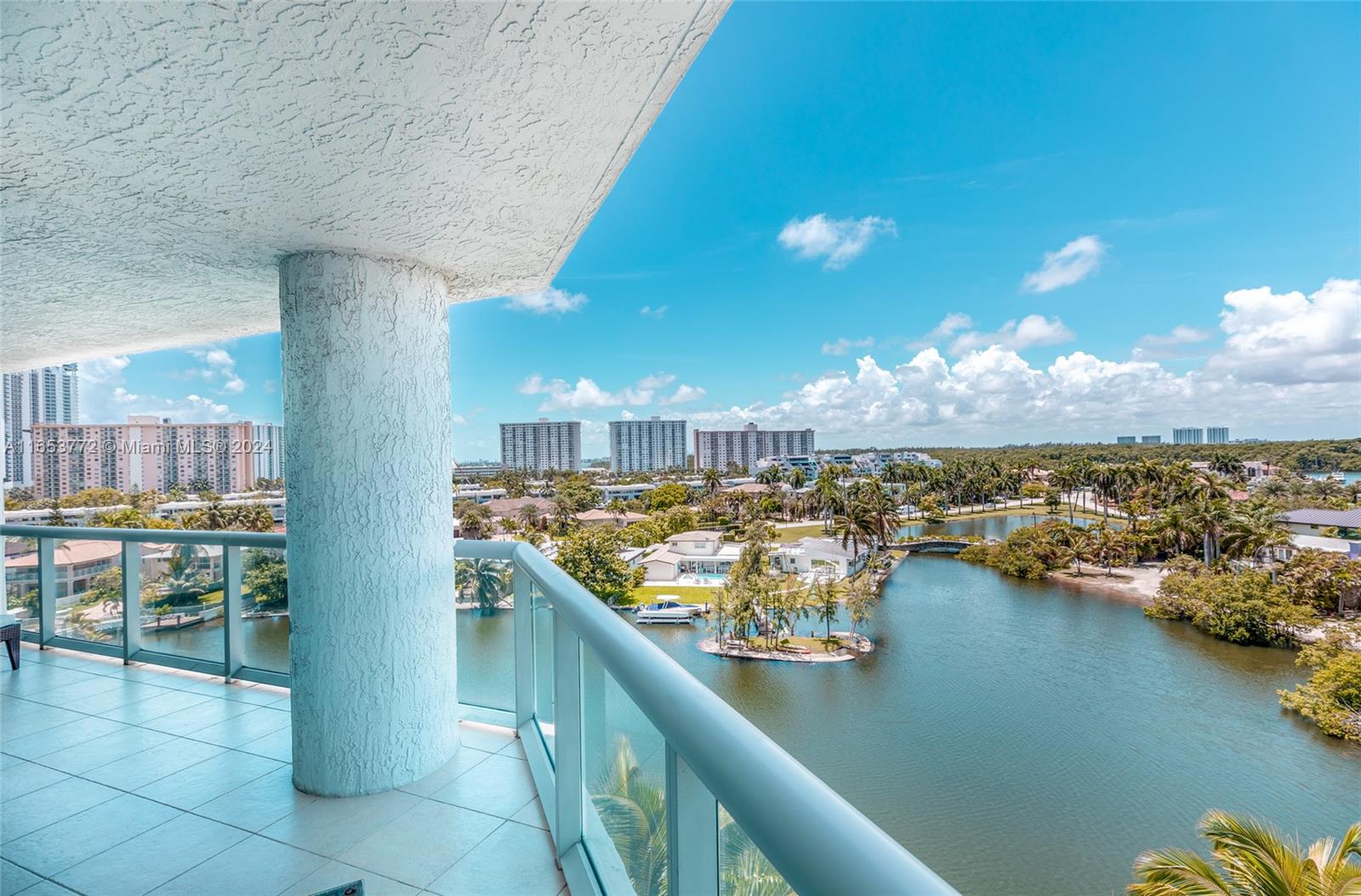 OCEANIA V CONDO - Residential