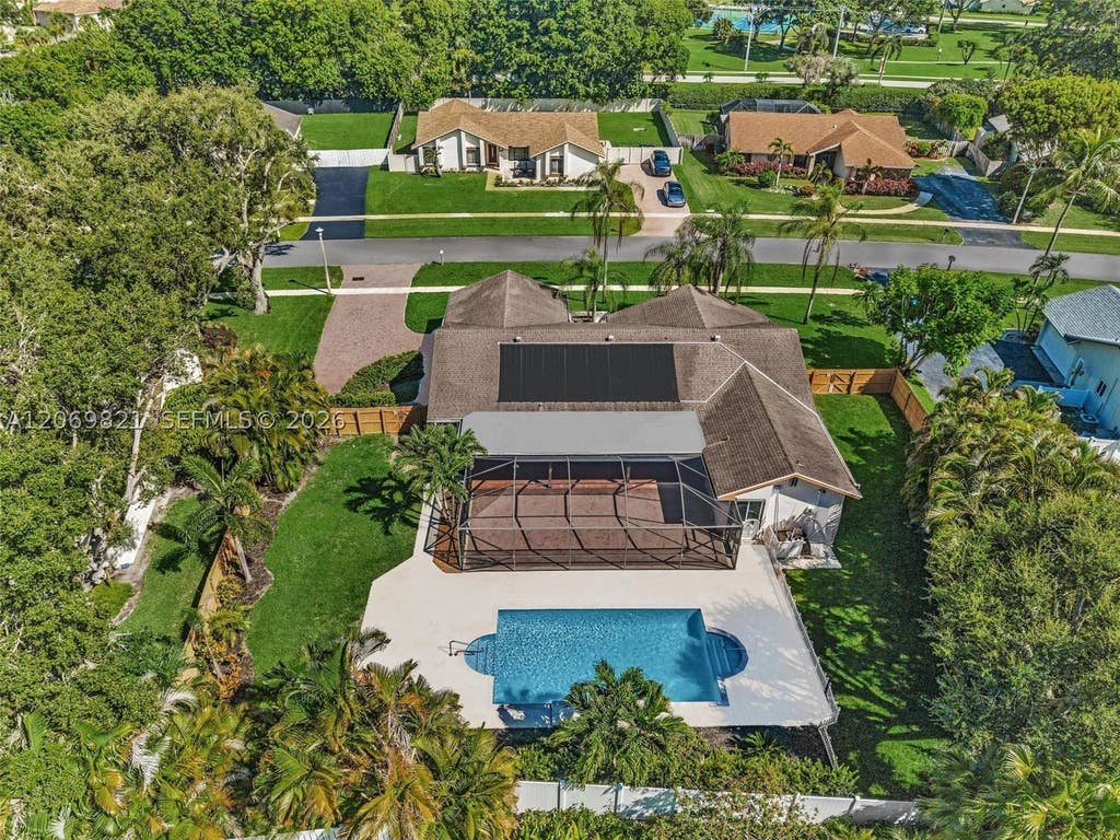 Photo of 18232 S 104th Ter S, Boca Raton, FL 33498 (MLS # A12069821)