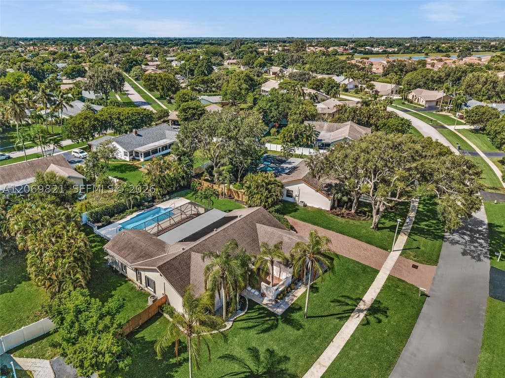 Photo of 18232 S 104th Ter S, Boca Raton, FL 33498 (MLS # A12069821)