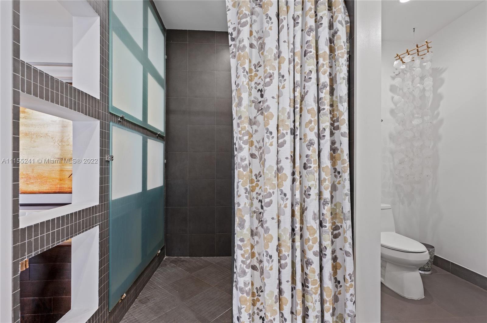 MIAMI SHORES - Residential