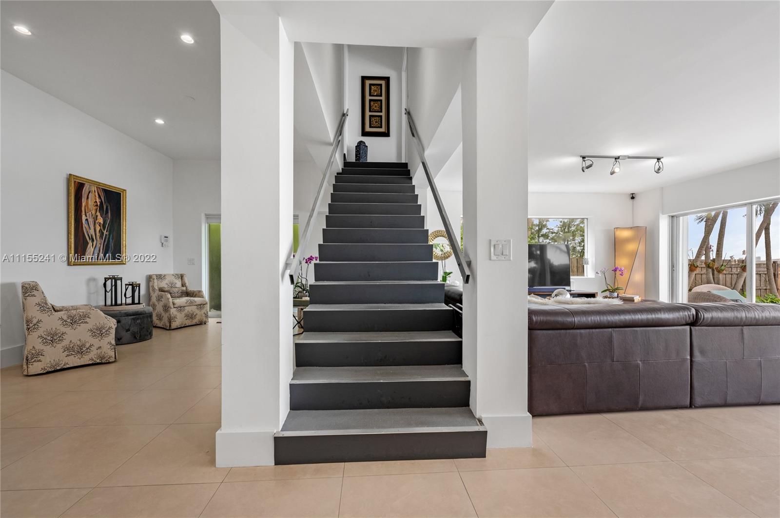 MIAMI SHORES - Residential