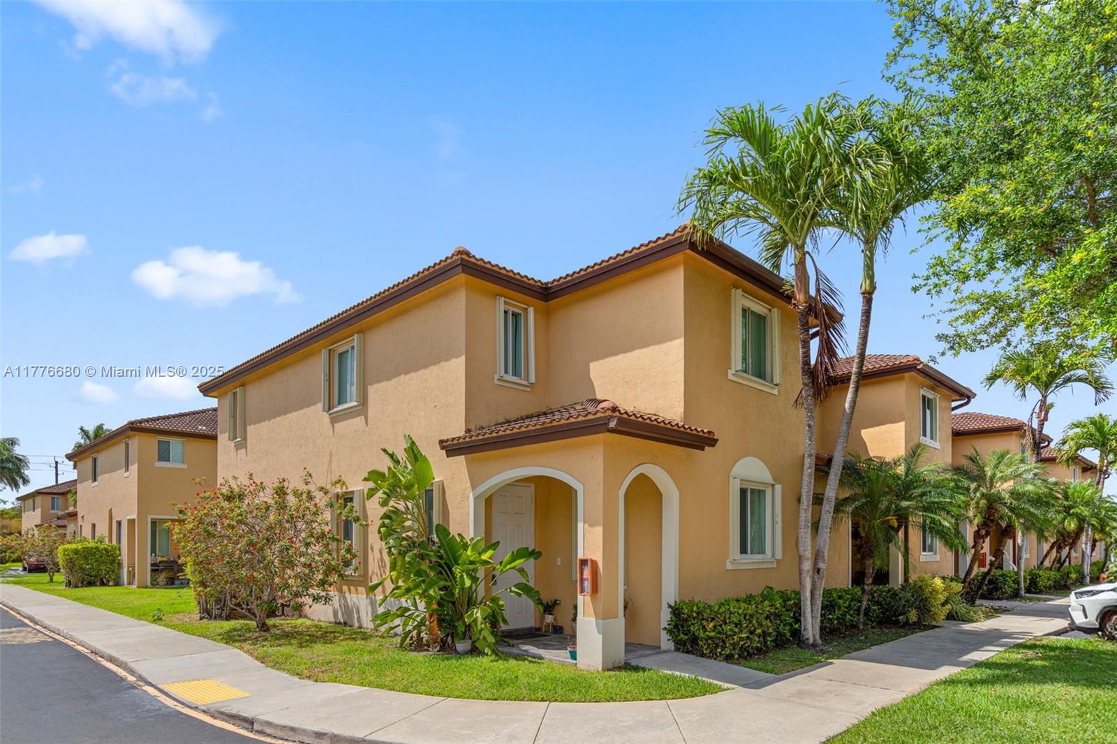 12030 Sw 268th St 51, Homestead, Miami-Dade County, Florida - 3 Bedrooms  
3 Bathrooms - 