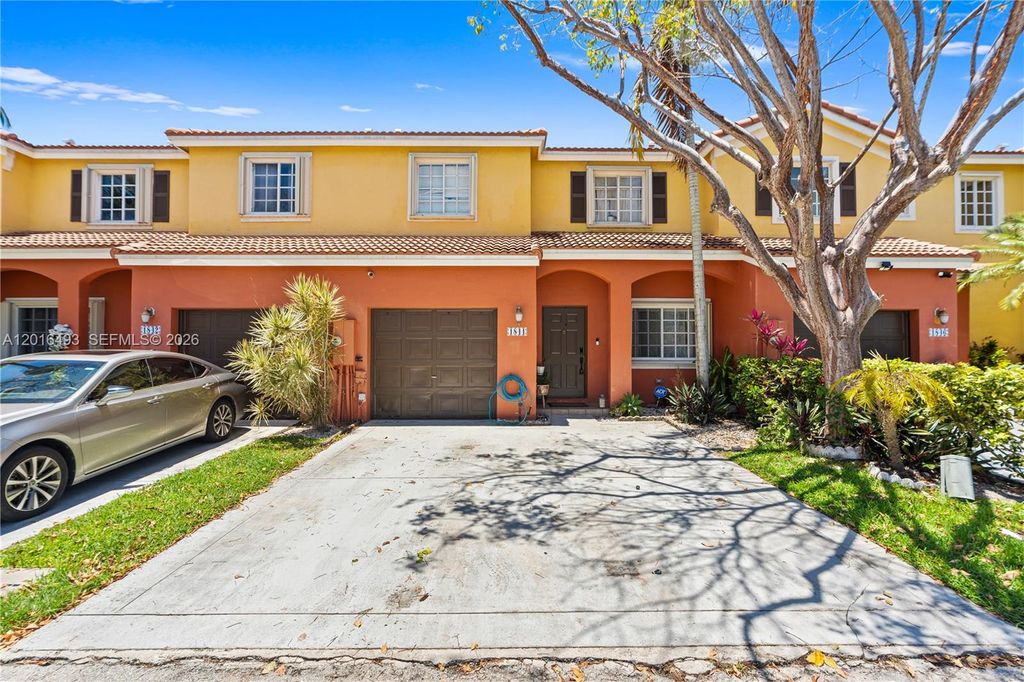 Photo of 1844 SW 102nd Way, Miramar, FL 33025 (MLS # A12016493)