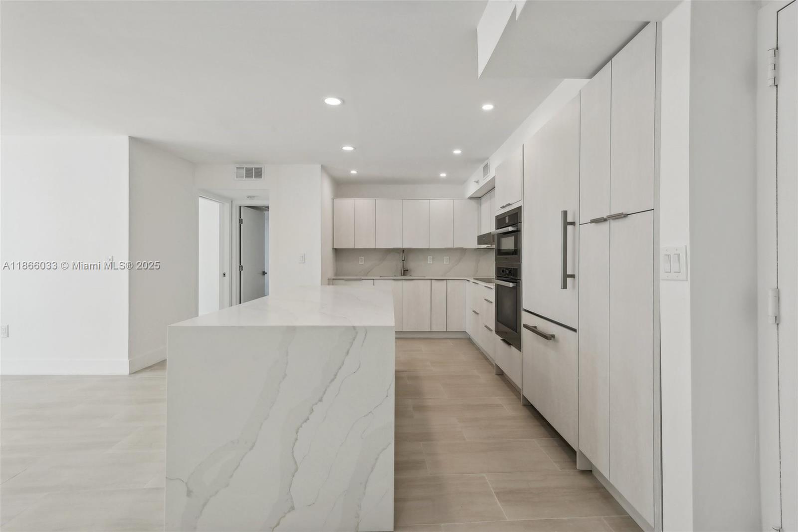 NINE ISLAND AVENUE CONDO - Residential Lease