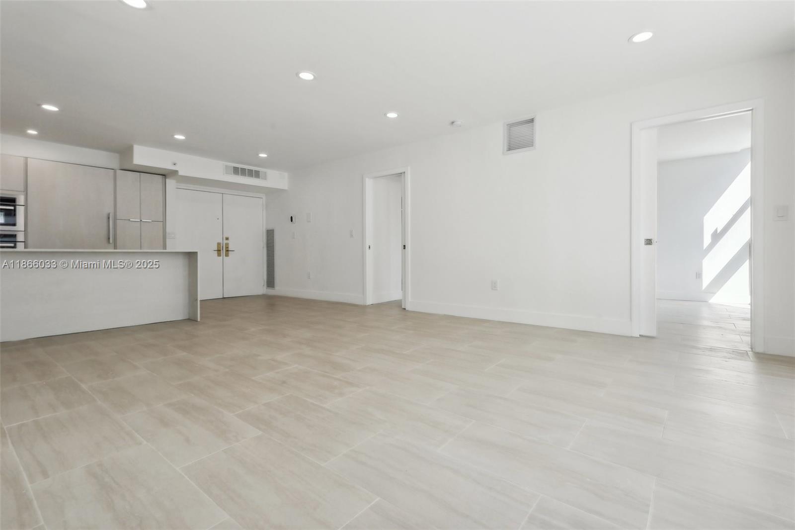 NINE ISLAND AVENUE CONDO - Residential Lease