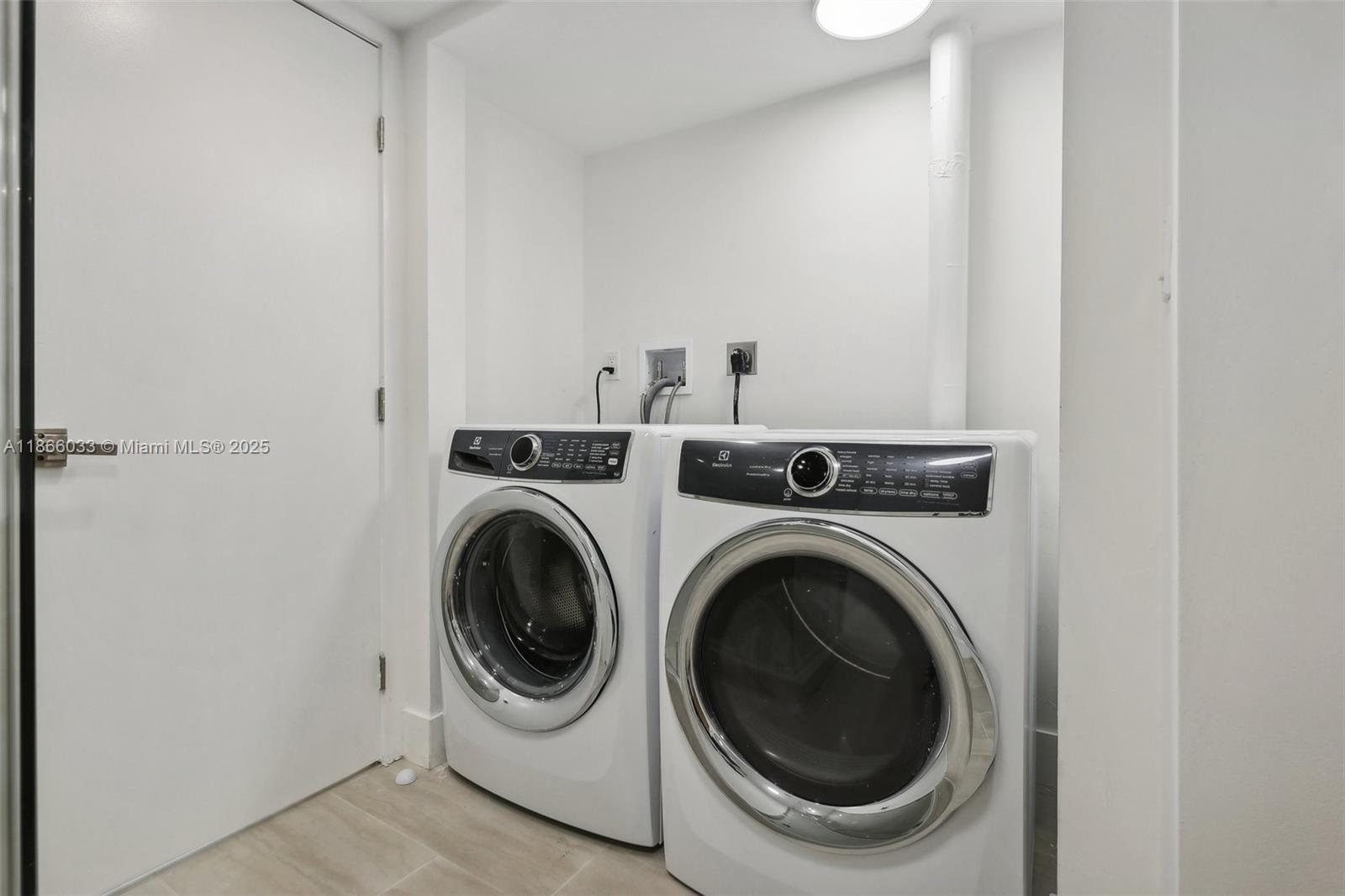 NINE ISLAND AVENUE CONDO - Residential Lease