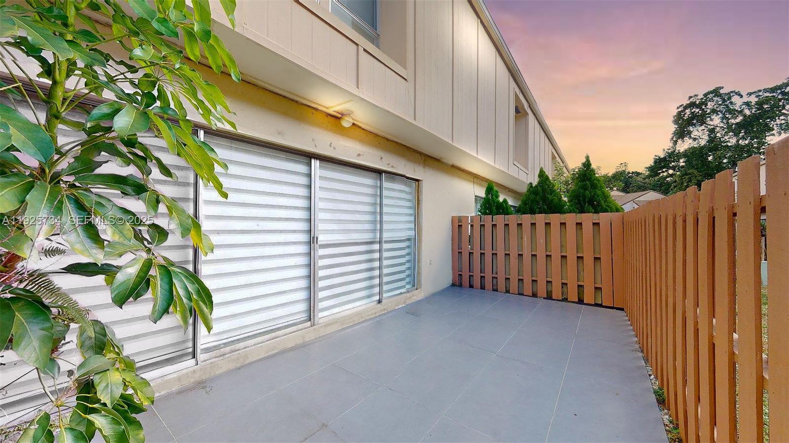 TOWNHOUSES AT JACARANDA C - Residential Lease