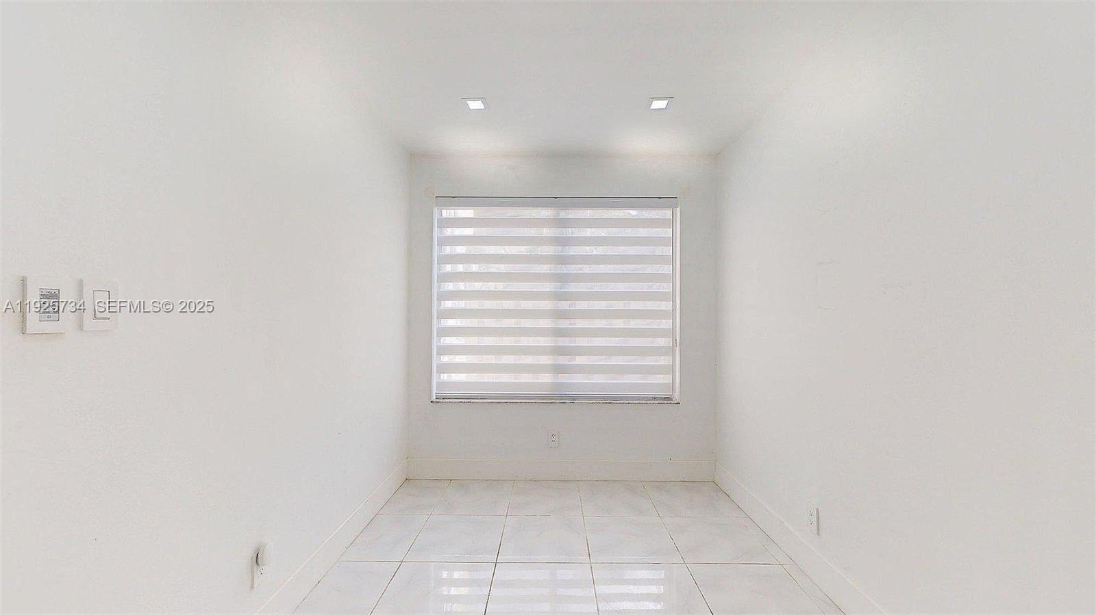 TOWNHOUSES AT JACARANDA C - Residential Lease