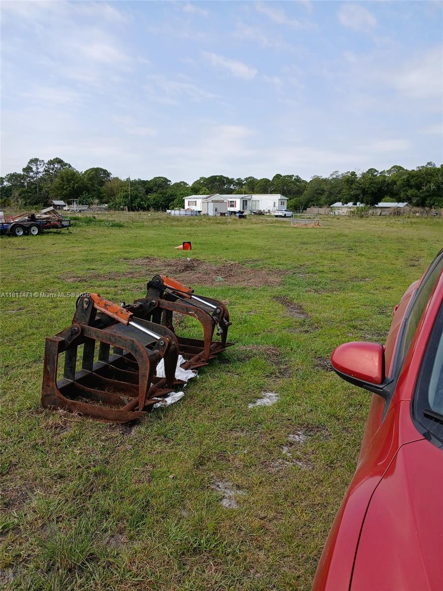 JONES ESTATES - Residential