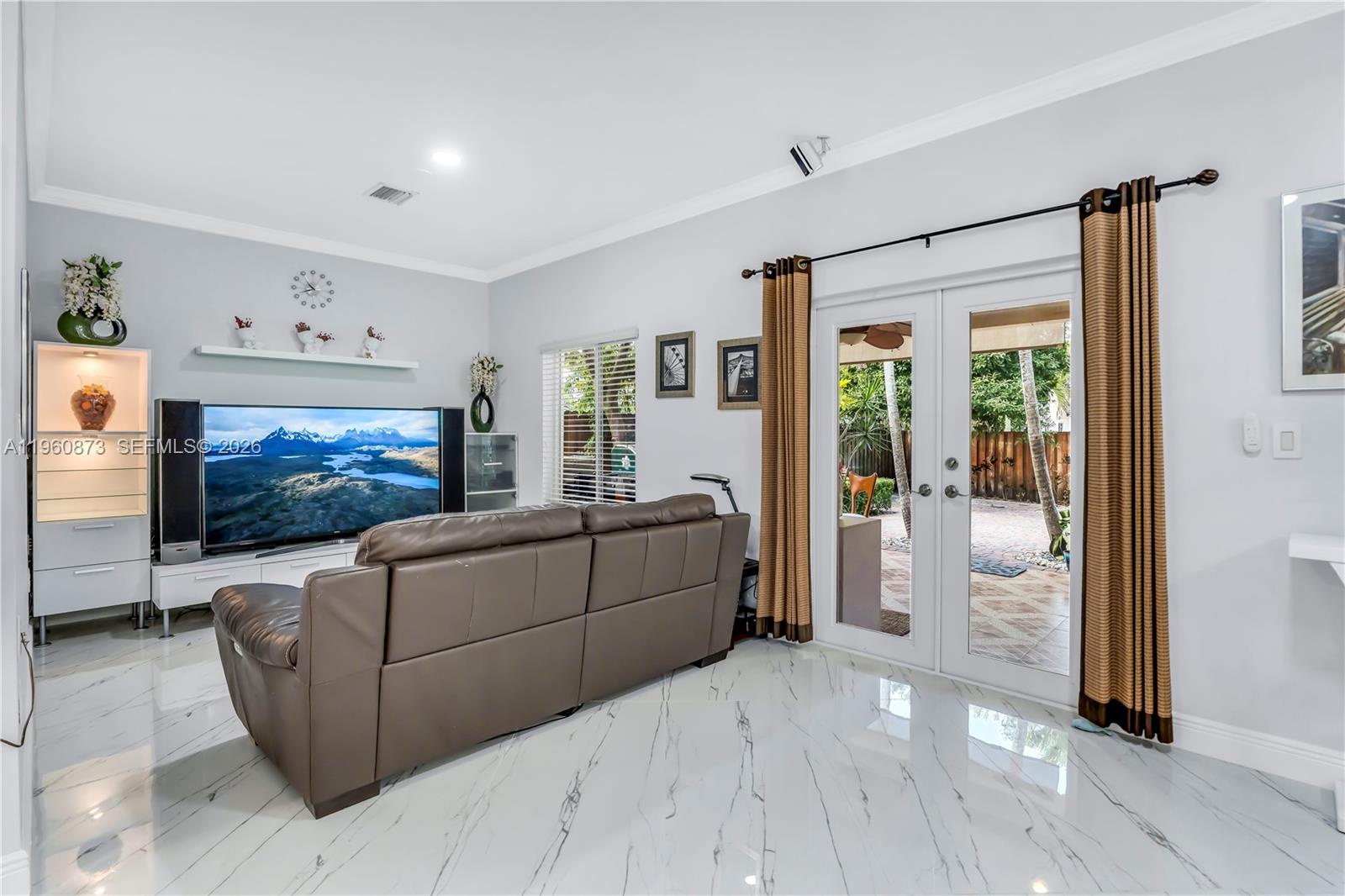 GEFEN MAISEL SUB - Residential