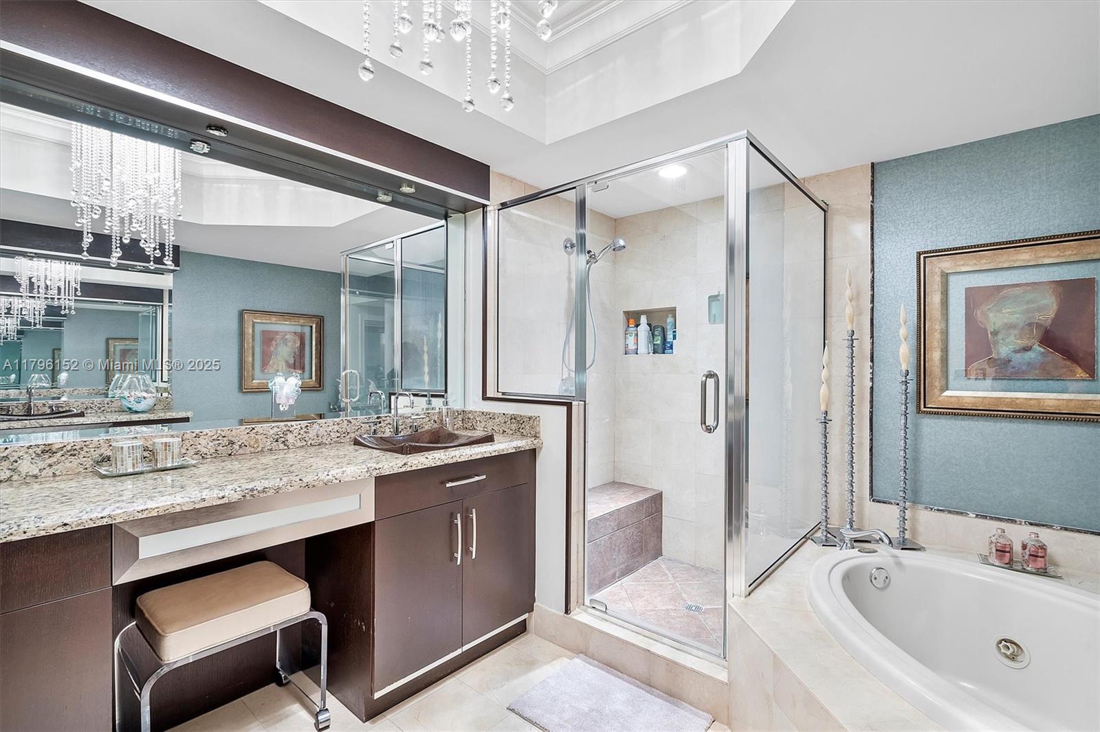 RENAISSANCE ON THE OCEAN - Residential