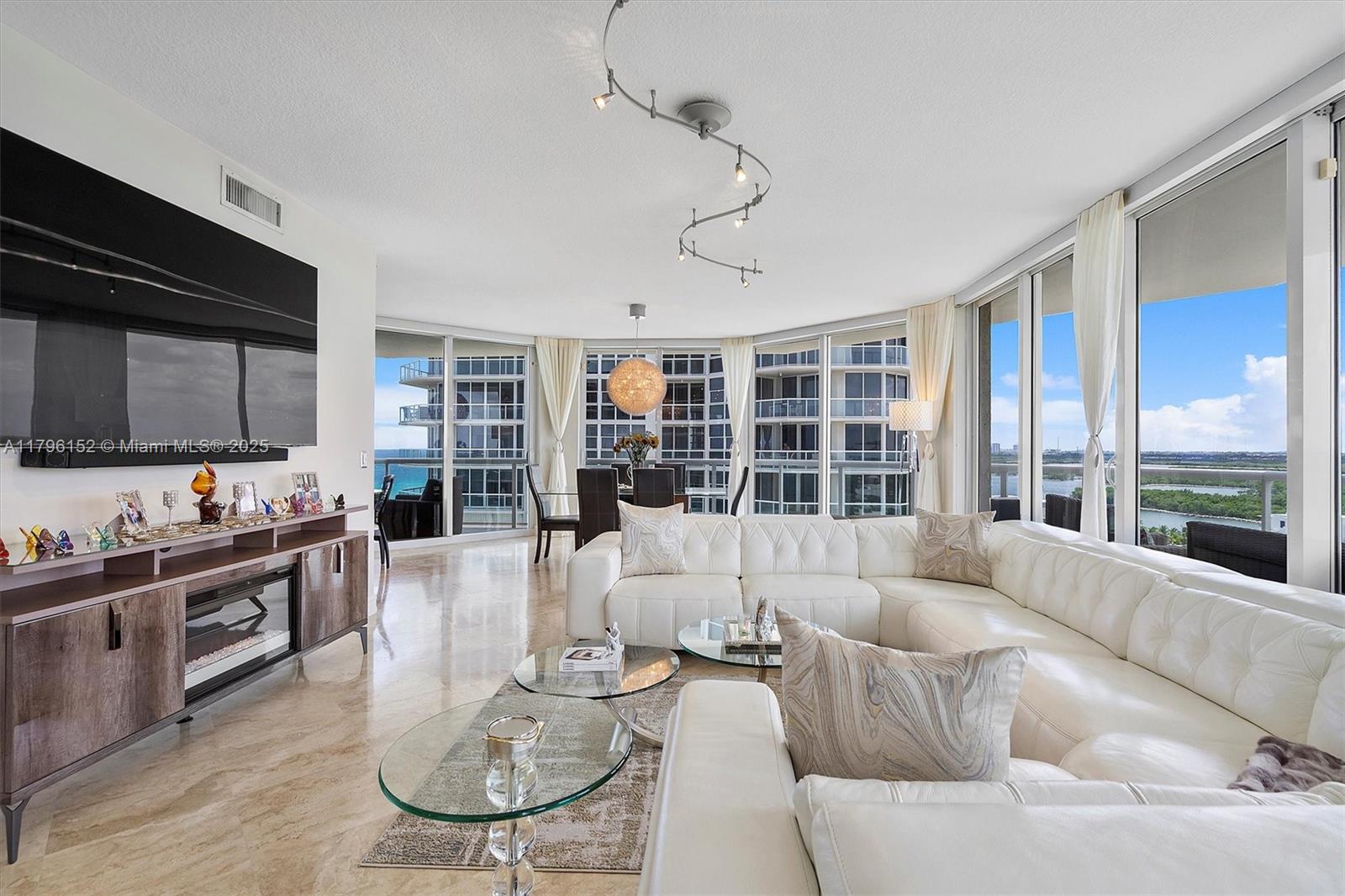 6051 N Ocean Dr 1102
