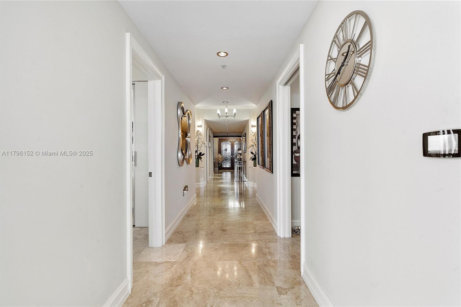 RENAISSANCE ON THE OCEAN - Residential