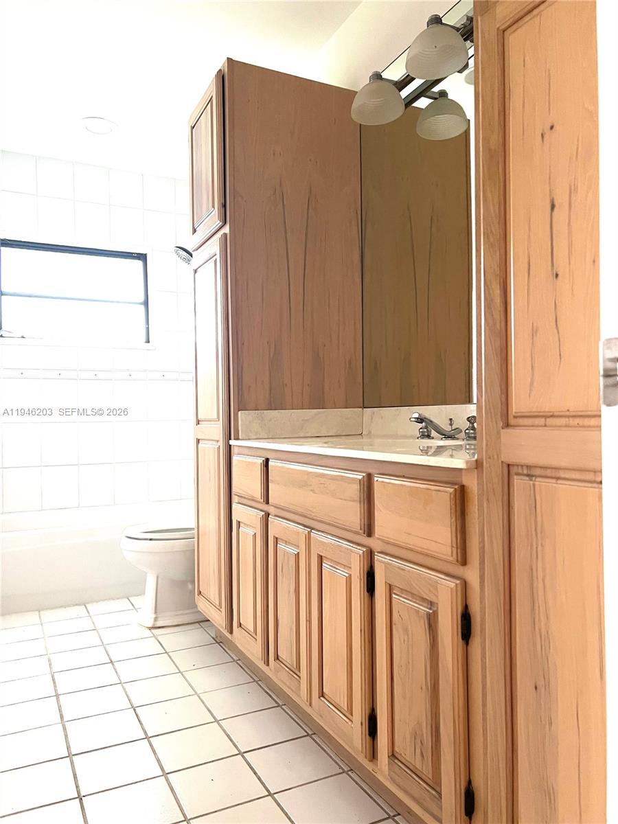 PINE SHORE SEC TWO - Residential