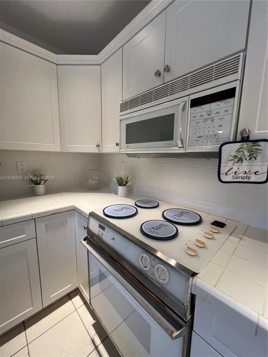 PINE SHORE SEC TWO - Residential