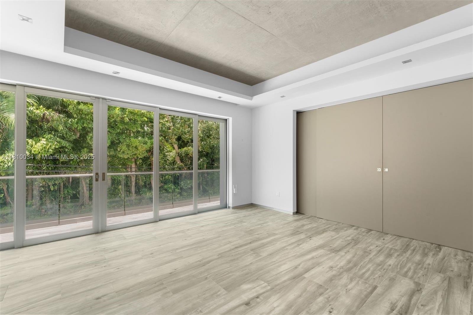 CRAWFORD ESTATES - Residential