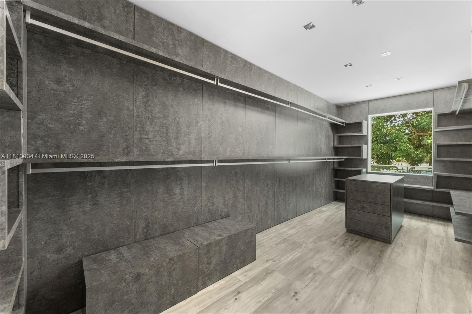 CRAWFORD ESTATES - Residential