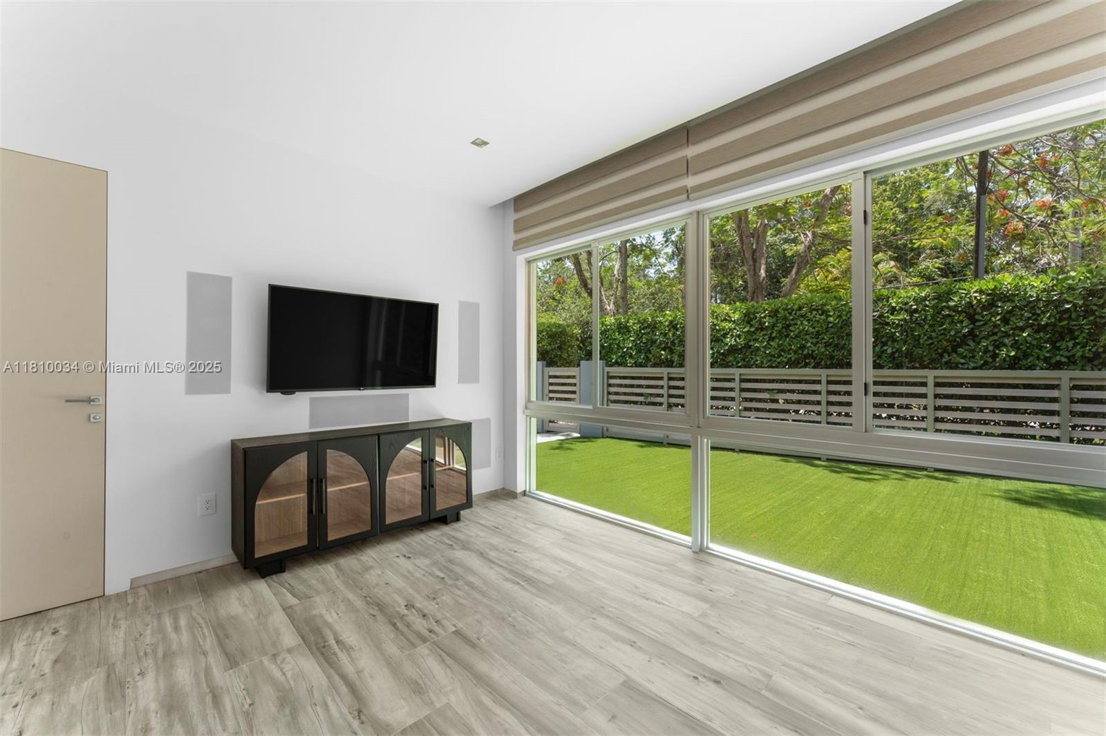 CRAWFORD ESTATES - Residential