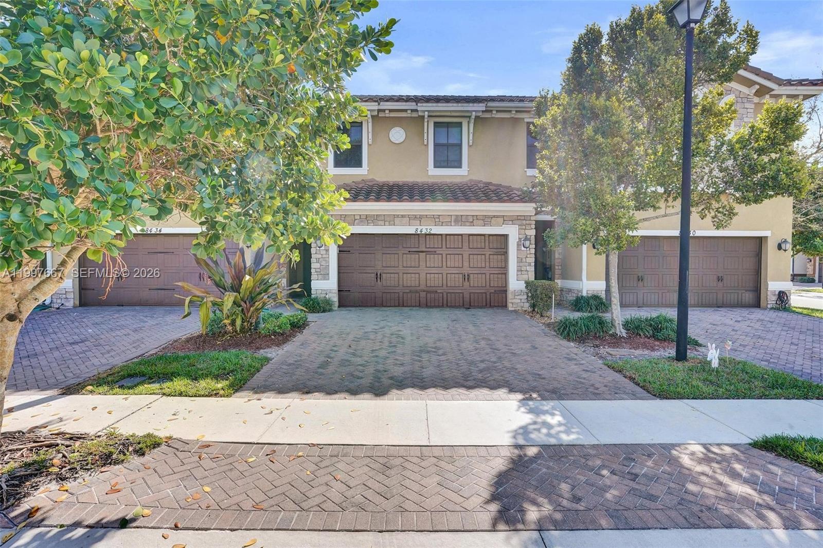 DEBUYS PLAT - Residential Lease