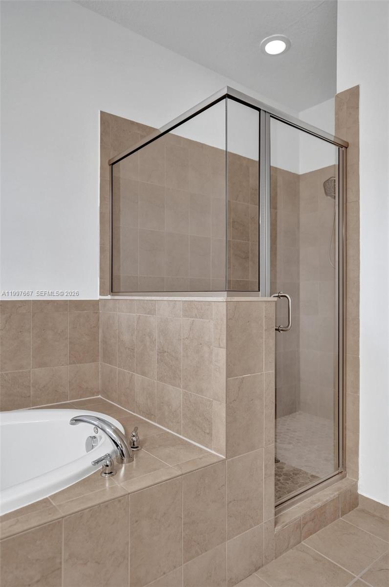 DEBUYS PLAT - Residential Lease