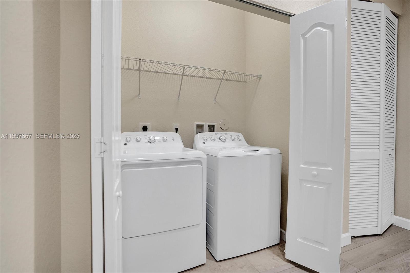 DEBUYS PLAT - Residential Lease