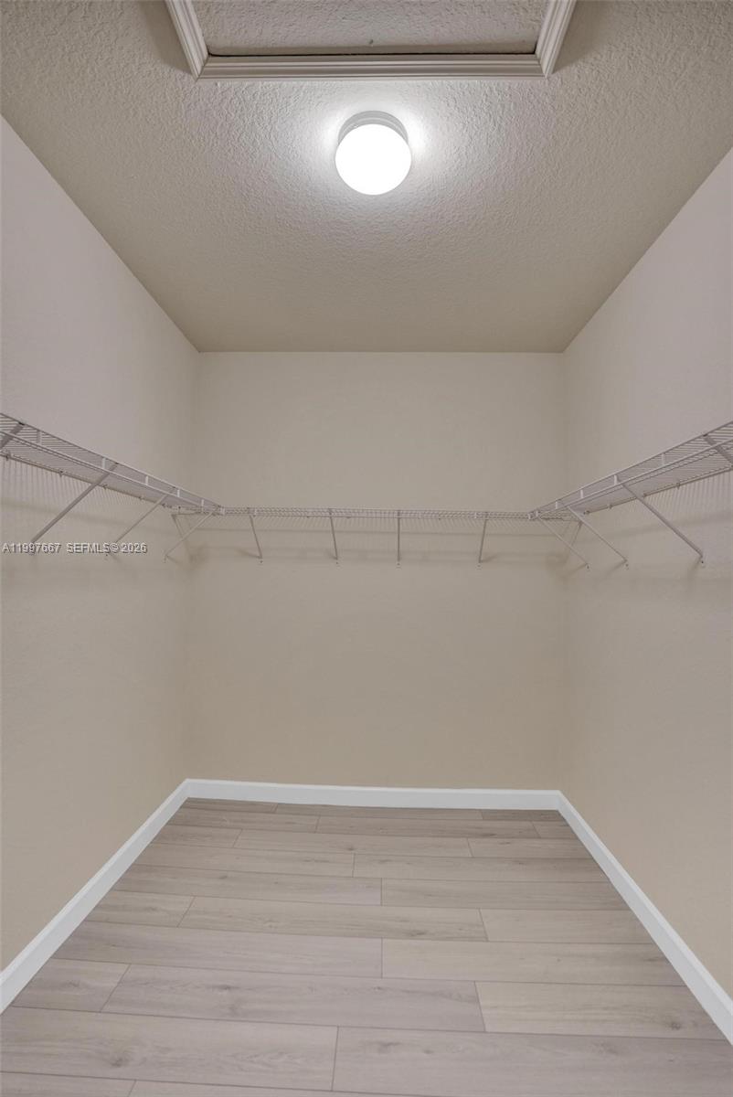 DEBUYS PLAT - Residential Lease