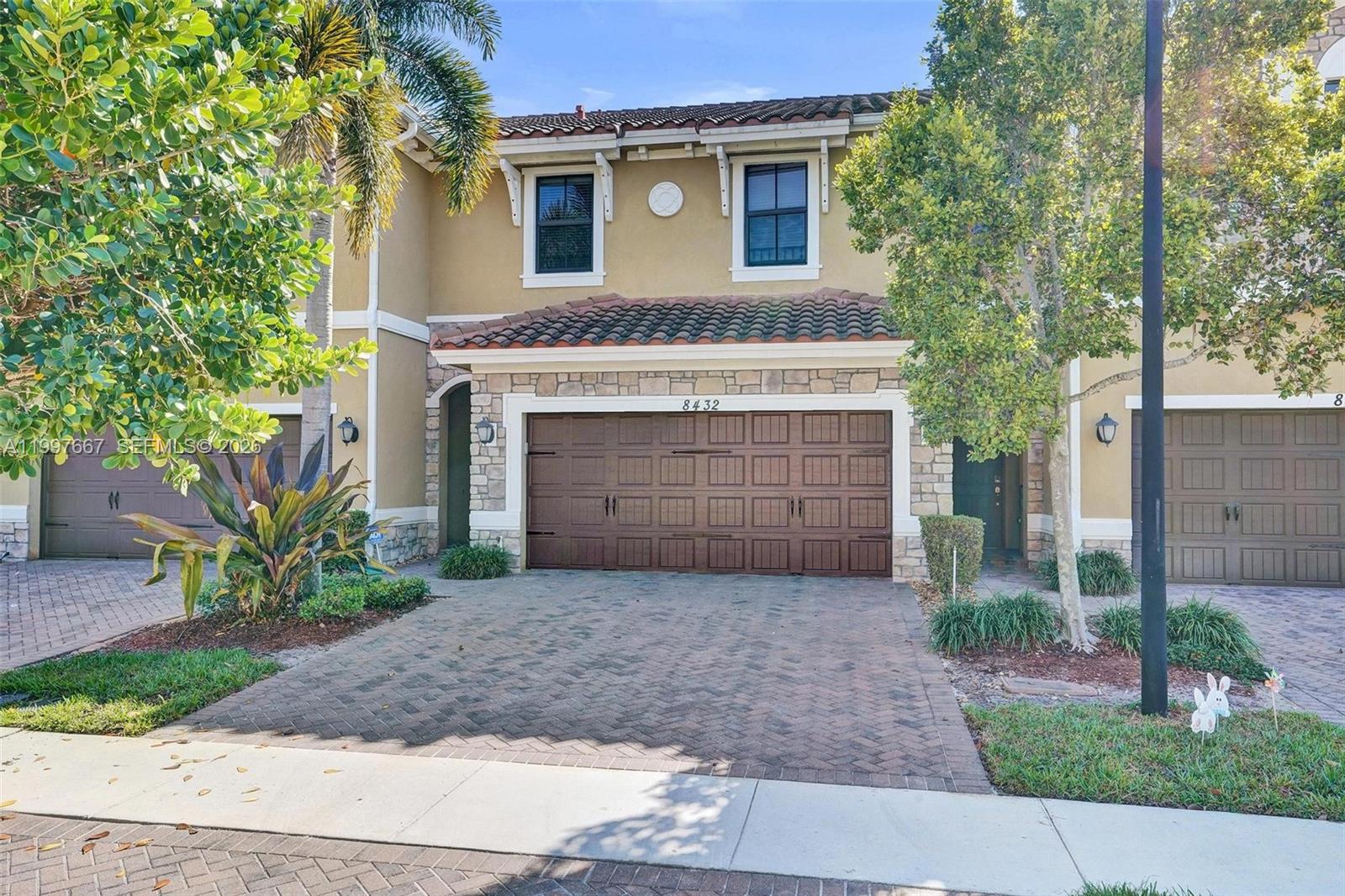 DEBUYS PLAT - Residential Lease