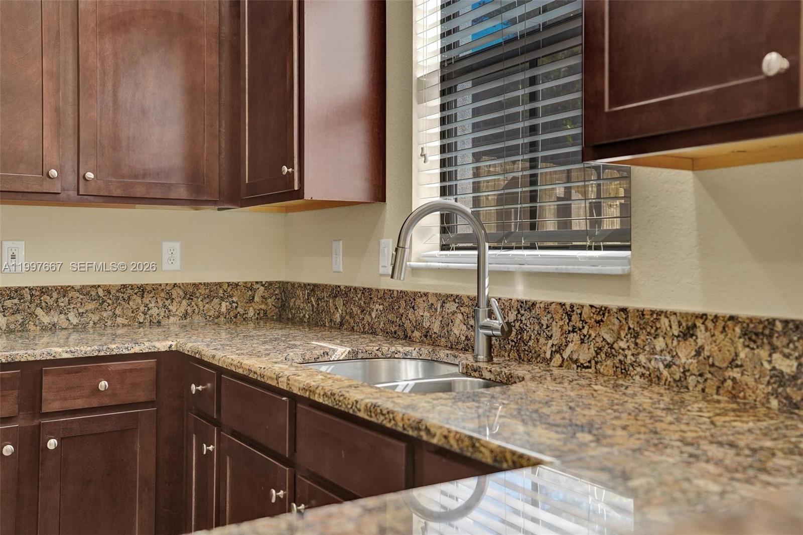 DEBUYS PLAT - Residential Lease