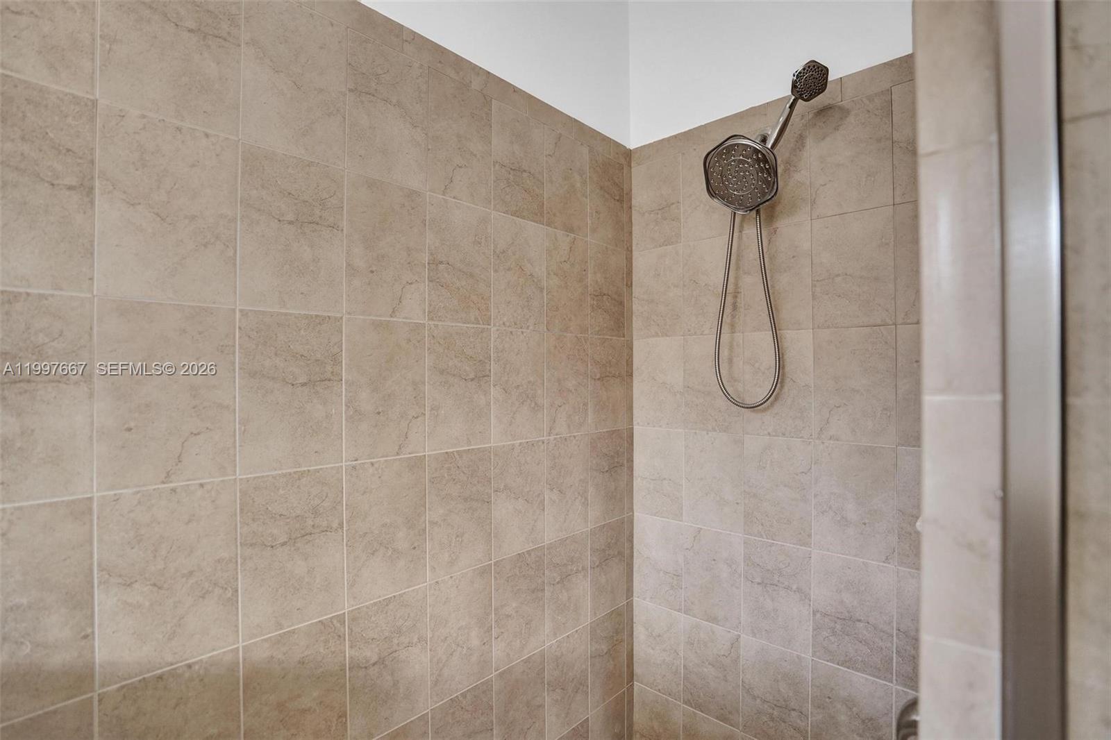 DEBUYS PLAT - Residential Lease