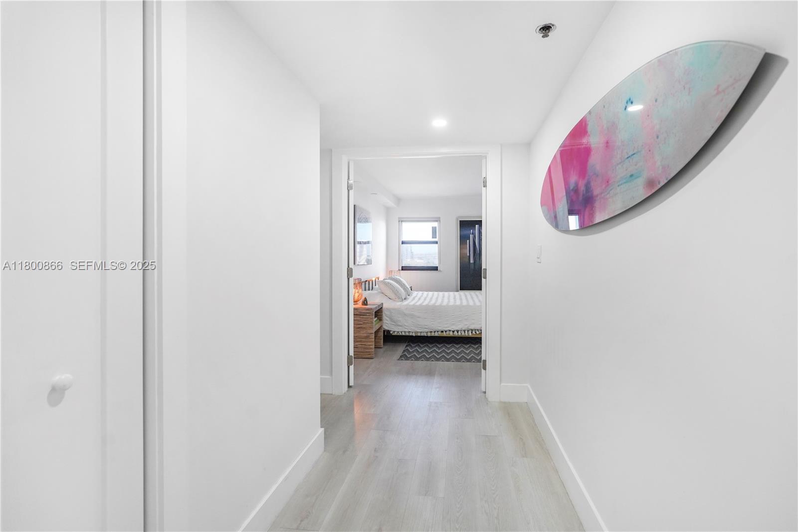 SUMMIT CONDO - Residential