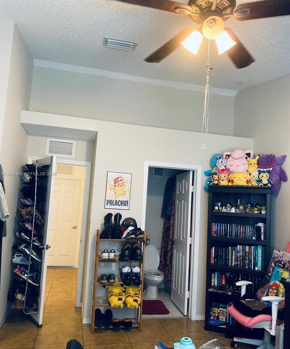 TOWNGATE CONDO TEN - Residential