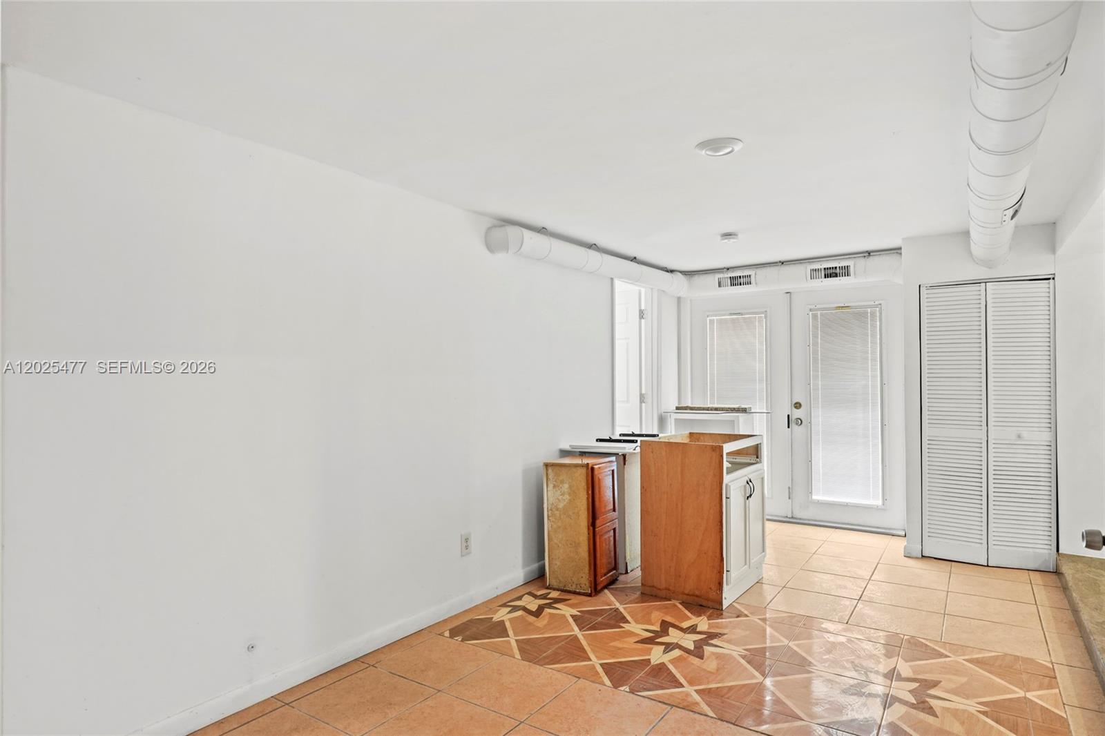 RIVER PARK UNIT 2 - Residential