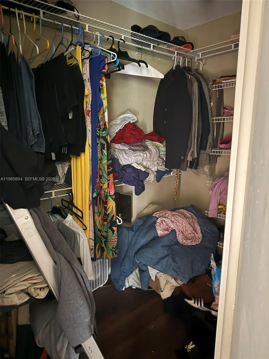 MANORS TOWNHOUSE 14-15 CO - Residential