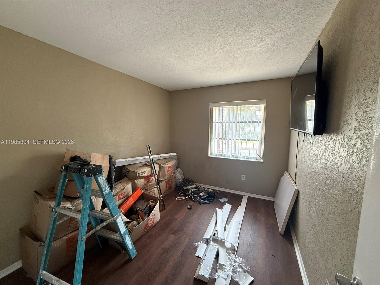 MANORS TOWNHOUSE 14-15 CO - Residential