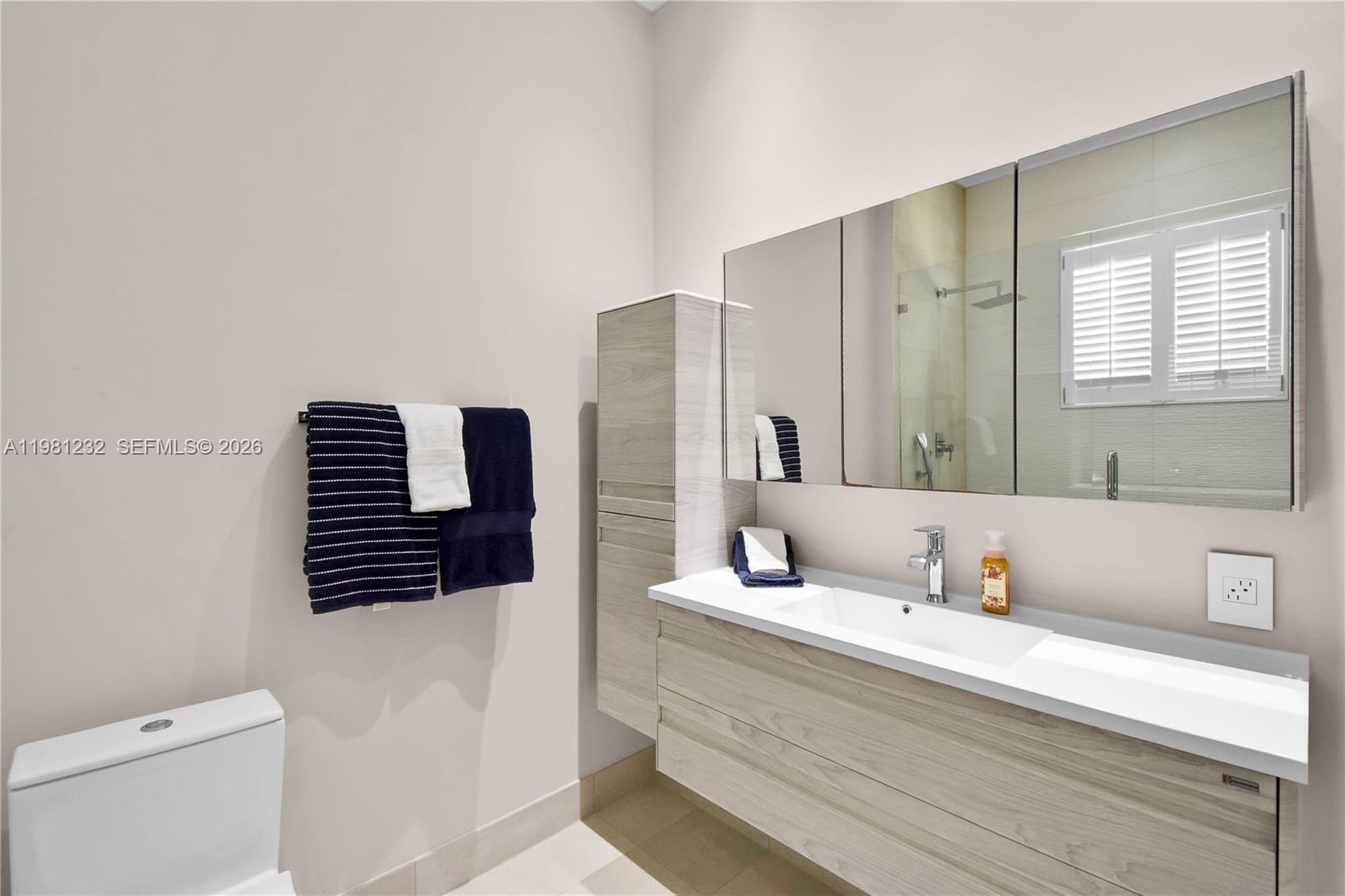 WINDMILL RANCHES ESTATES - Residential