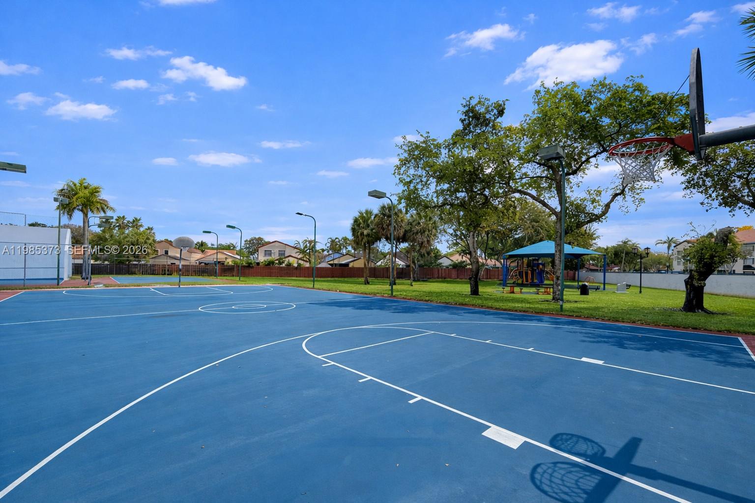 MOORS POINTE CONDO - Residential