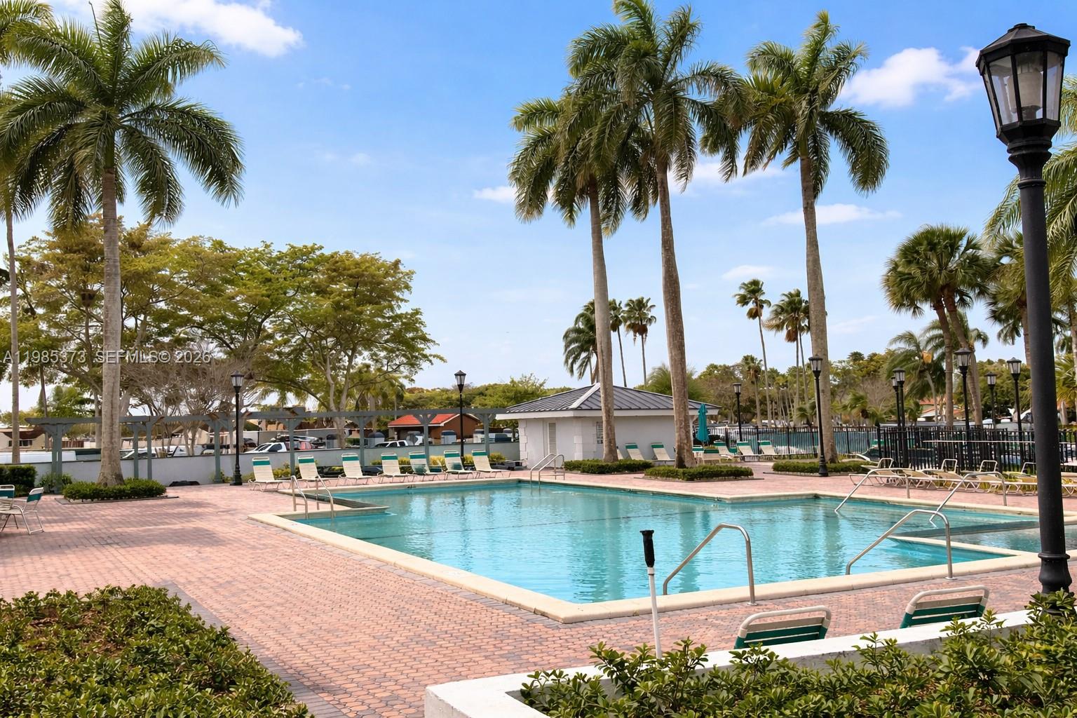 MOORS POINTE CONDO - Residential