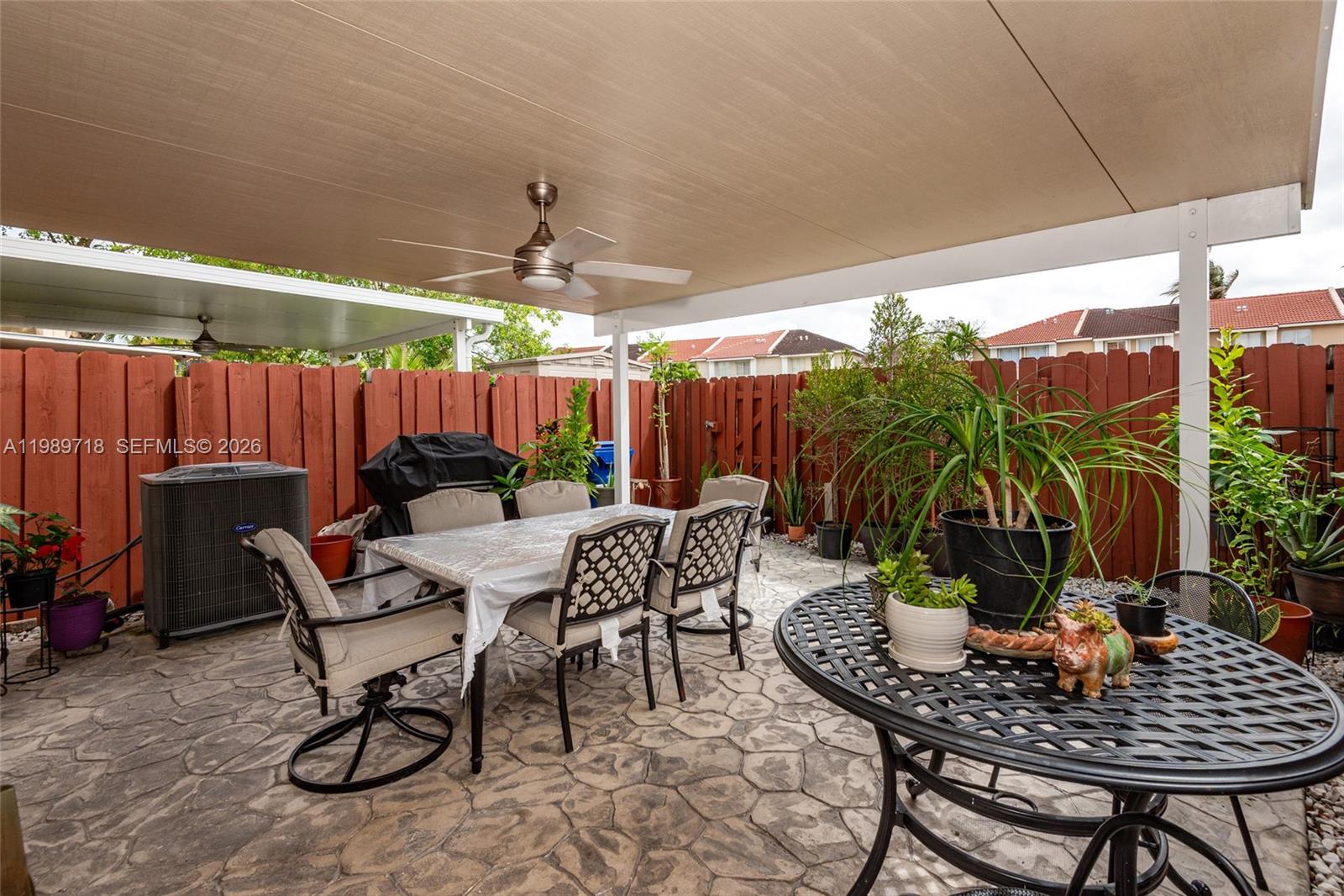WEITZER SERENA LAKES TOWN - Residential