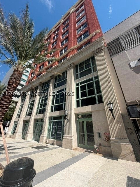 111 E Flagler St 406