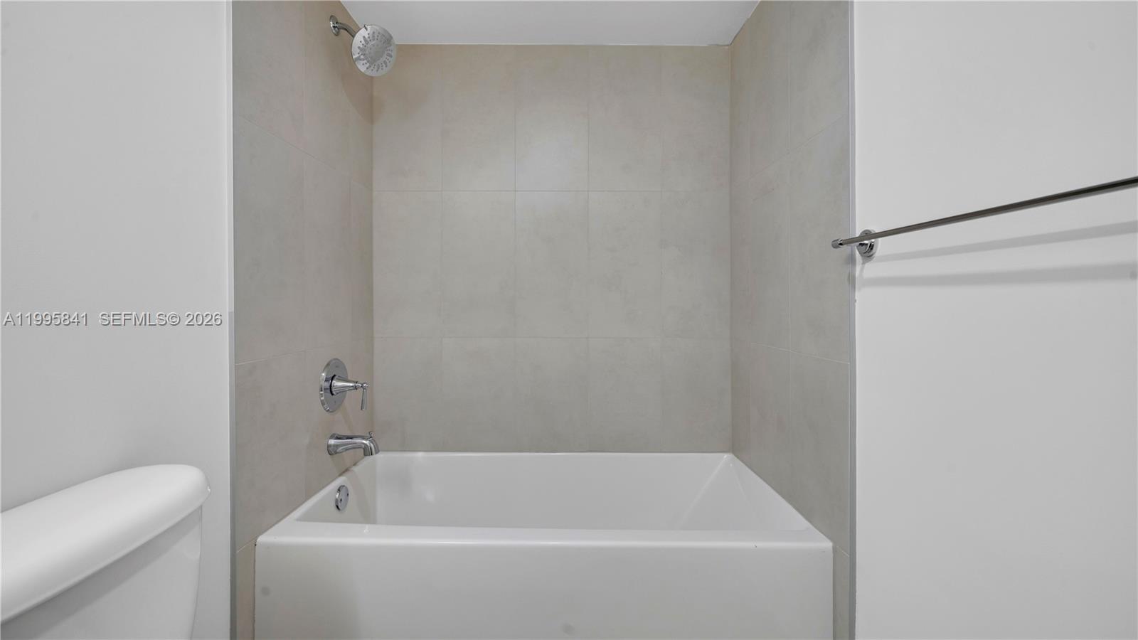 The Hamilton - Residential Lease