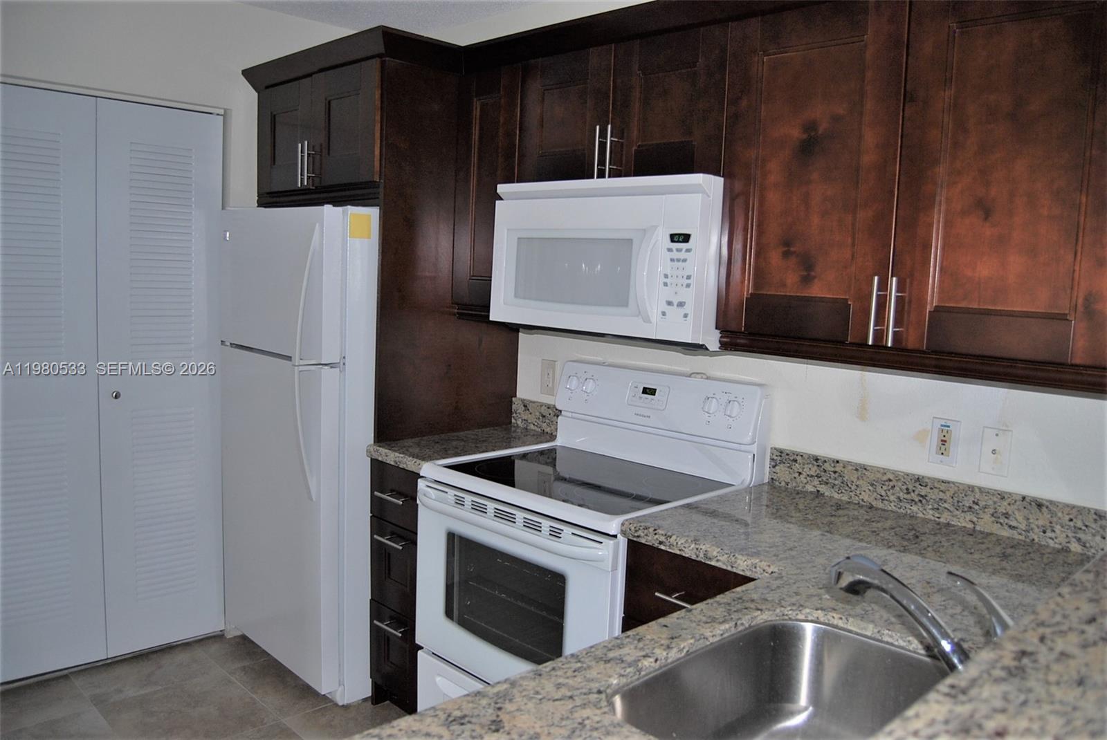 ENCLAVE AT DORAL CONDO NO - Residential Lease