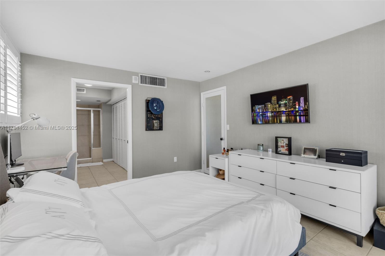 BAYVIEW TERRACE CONDO - Residential