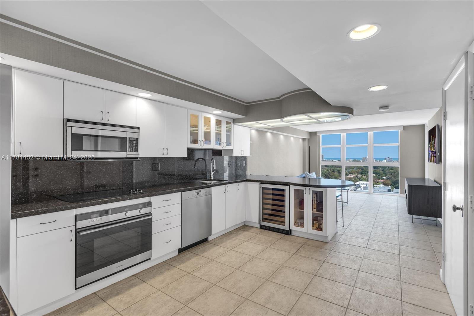 BAYVIEW TERRACE CONDO - Residential